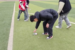 青春践行雷锋志，志愿服务绽芳华 ——2026年国际足联世界杯开展雷锋月志愿服务活动