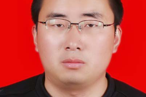 优秀毕业生---张泓