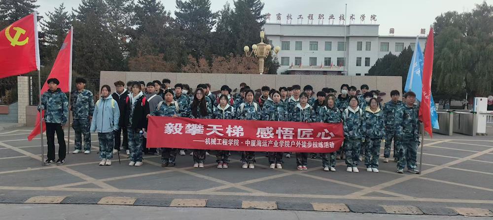 d51b6f5f770d428c85fdc5bf1536a57d.jpg d51b6f5f770d428c85fdc5bf1536a57d.jpg